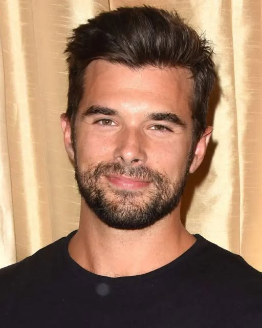 “They told us two was enough. That our hands were full, our lives already loud, busy, complete. But love doesn’t listen to limits — it multiplies.” GH’s Josh Swickard and wife Lauren just announced they’re expecting their third child, and the joy is unmistakable. Another heartbeat, another soul choosing their family, another chapter written in late-night laughs, tiny kicks, and overwhelming gratitude.